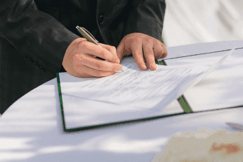 Everything You Need to Know About Getting an Ajman Freezone License in the UAE